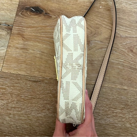 Michael Kors Vanilla Crossbody Bag - Picture 6 of 12